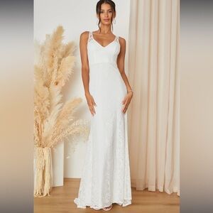 COPY - New Beloved Eternity White Lace Sleeveless Backless Maxi Dress
Lulus XS
